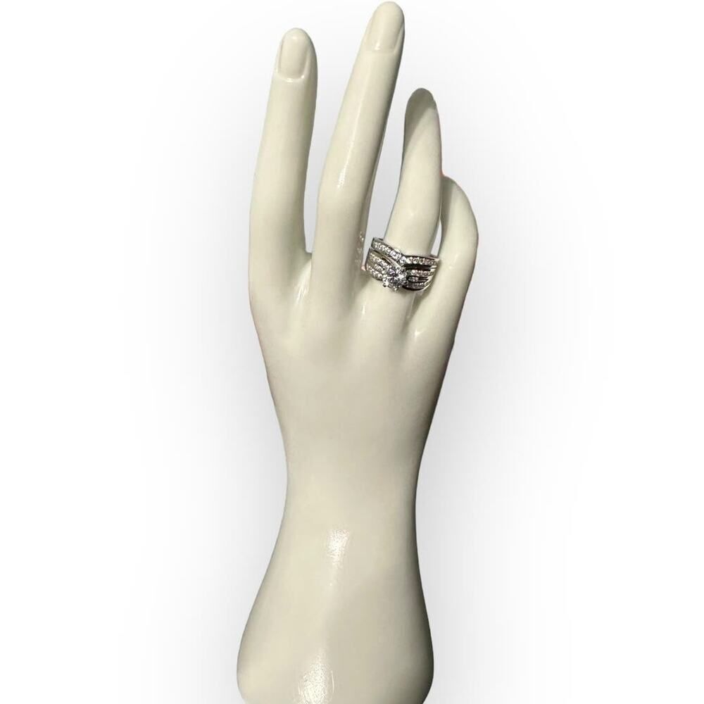 925 Cubic Zirconia Engagement Wedding Ring 2 Piece Set Size 6 NEW in Box